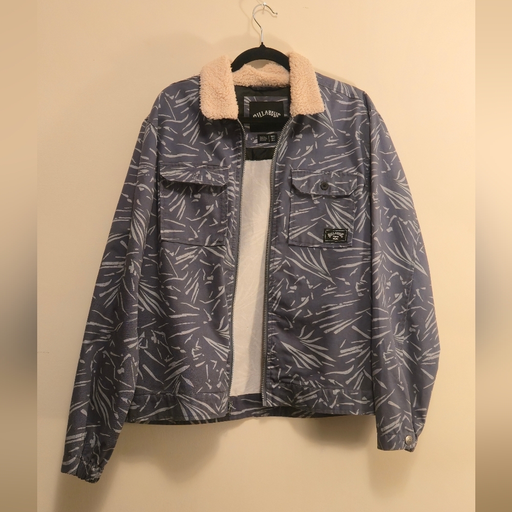 Billabong Men's Gray Patterned Jacket with Faux Cream Collar Size S (LIKE NEW)